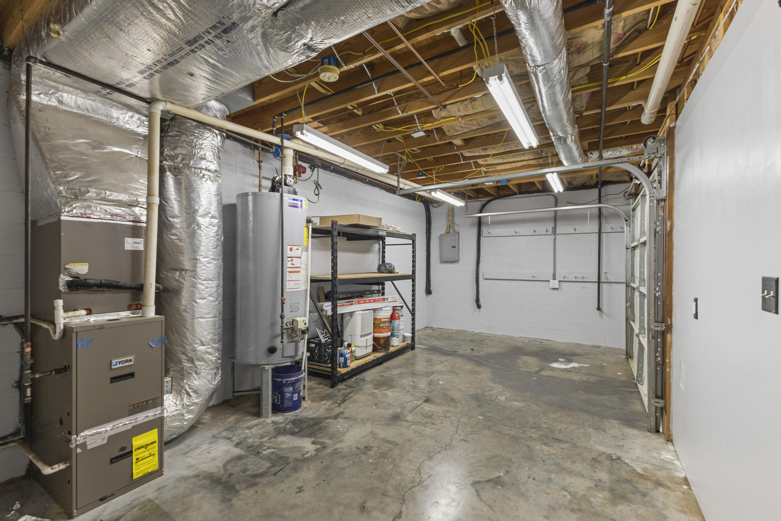 4720 Horseshoe Trail