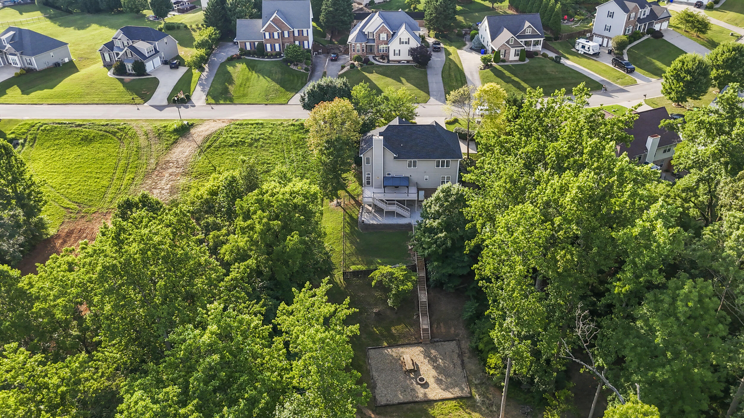 4720 Horseshoe Trail