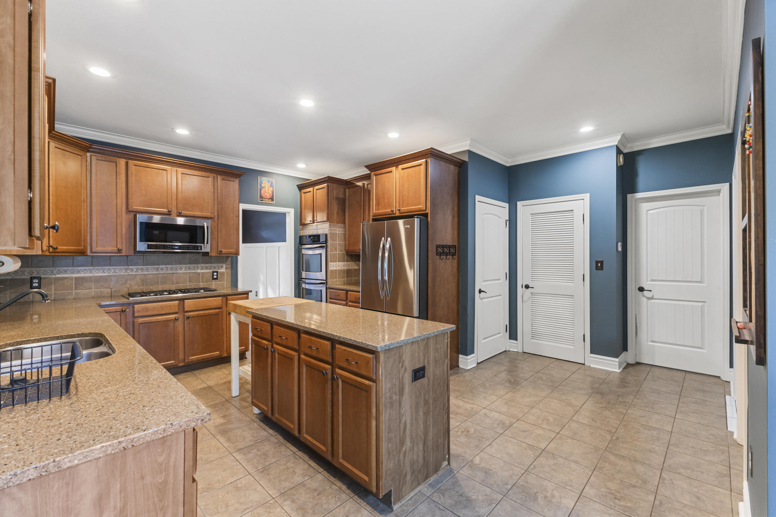 4720 Horseshoe Trail