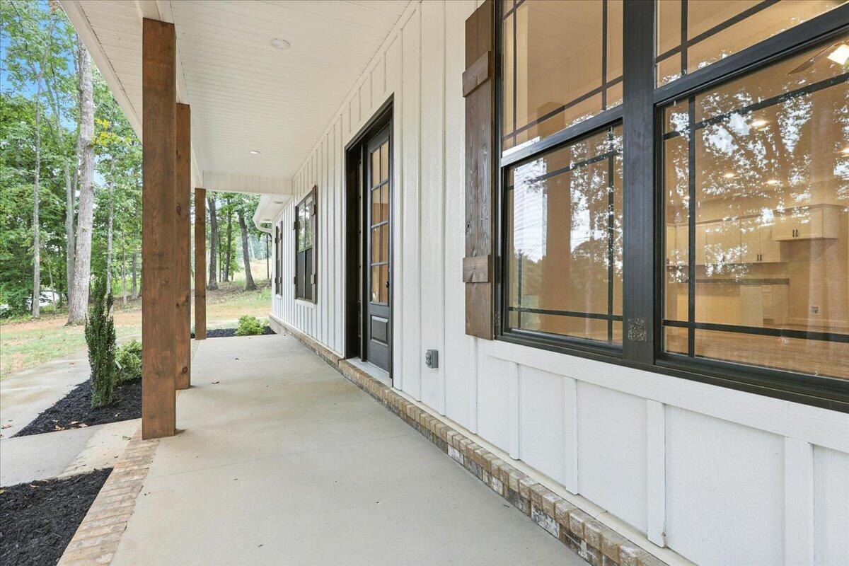 2790 Lowe Drive