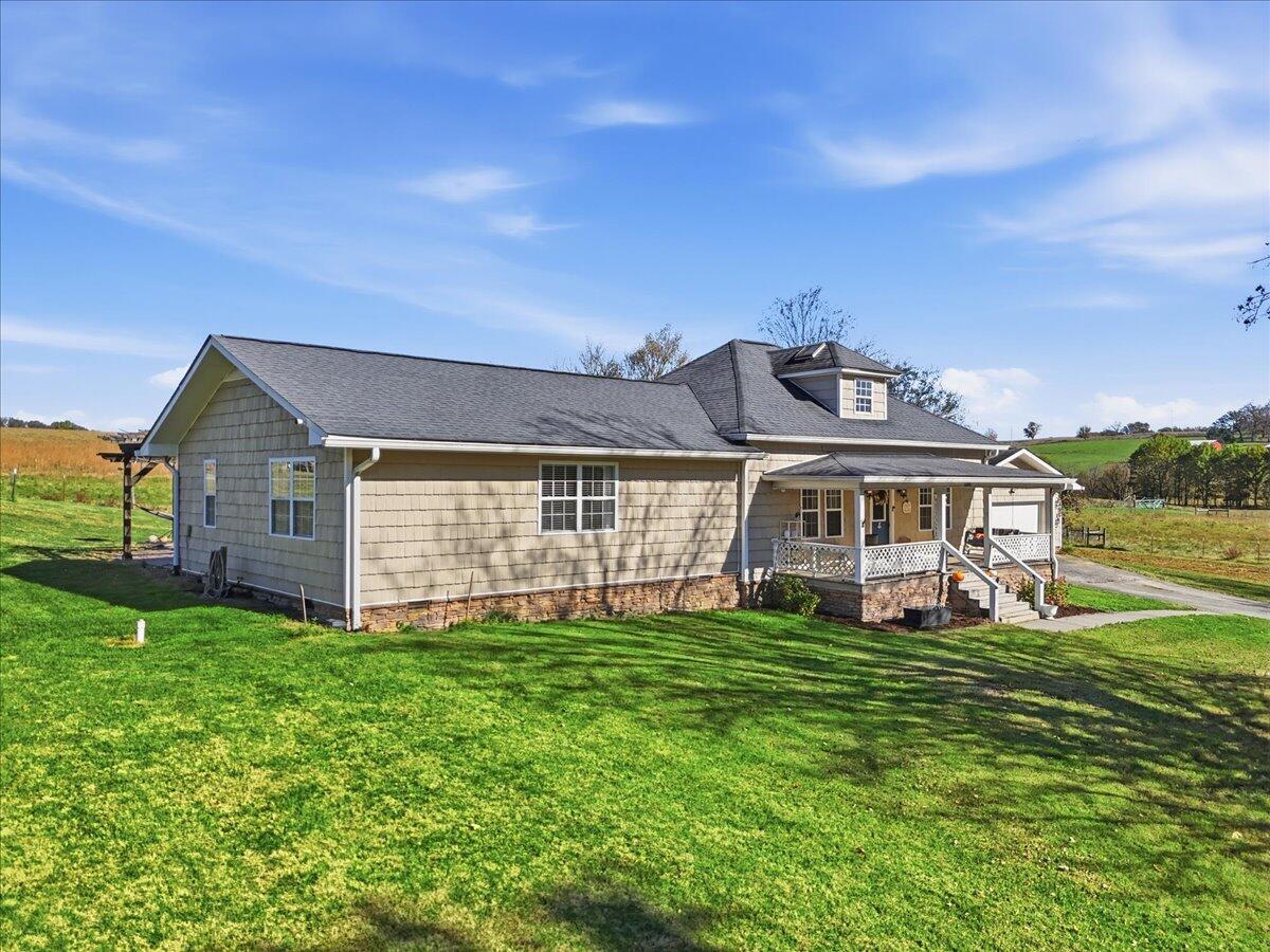 2316 Carmichael Road