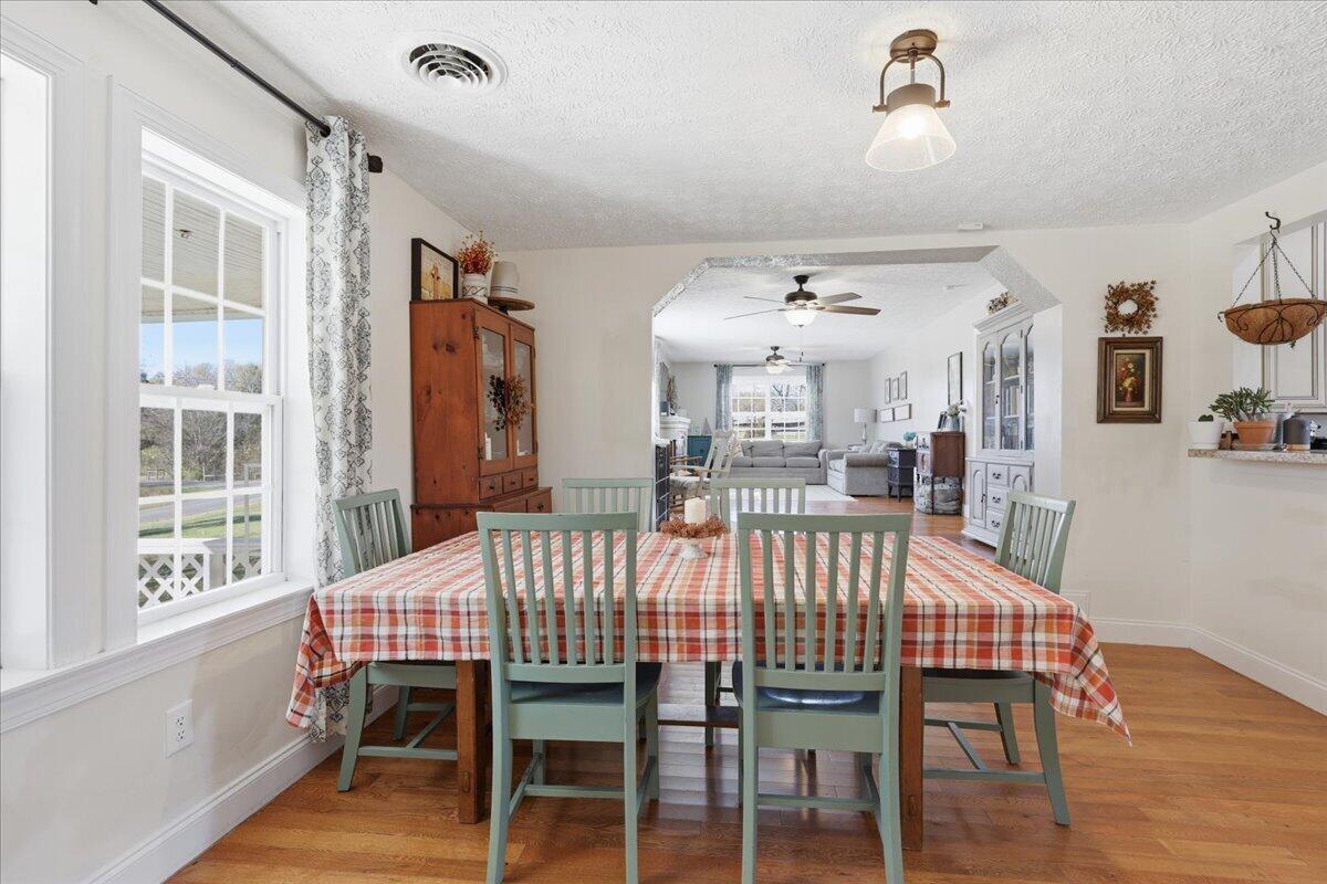 2316 Carmichael Road