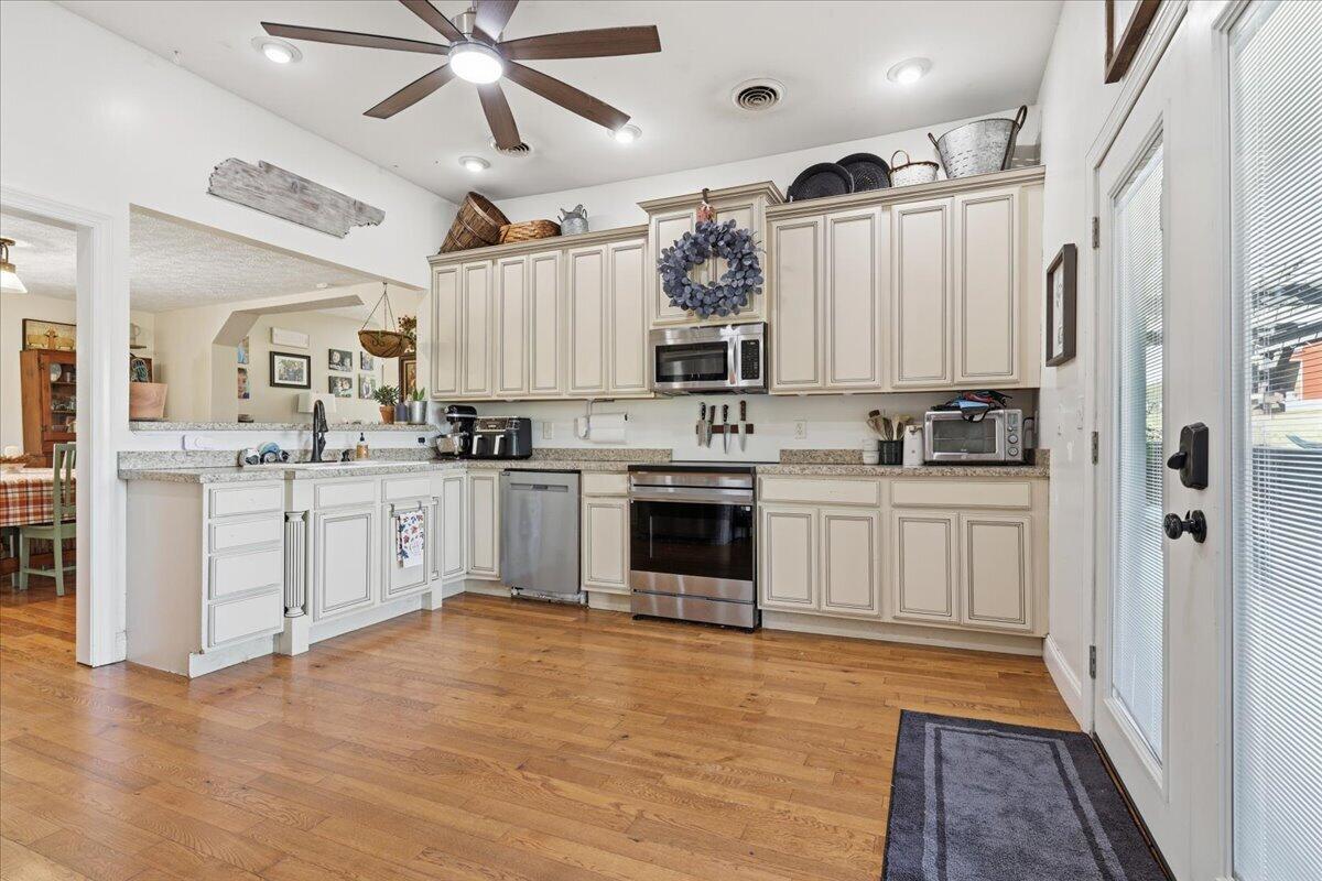 2316 Carmichael Road