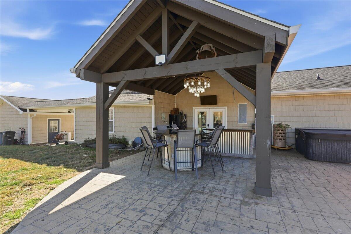 2316 Carmichael Road