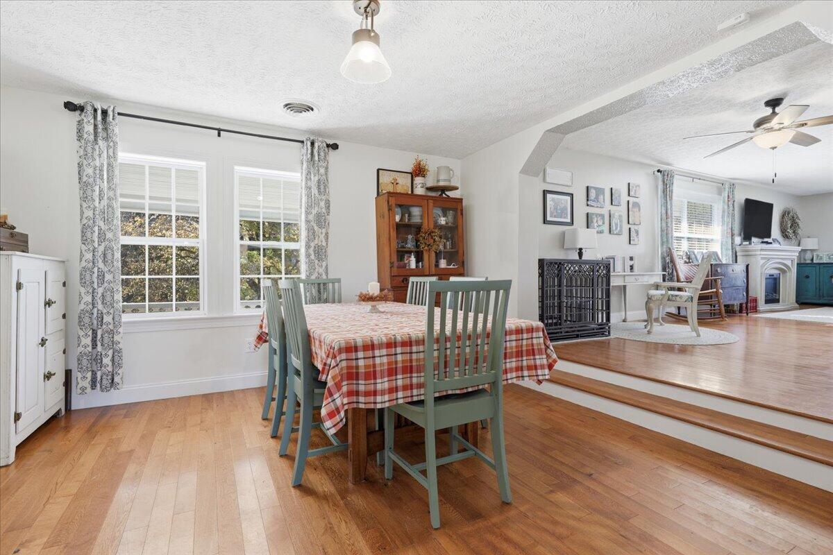 2316 Carmichael Road