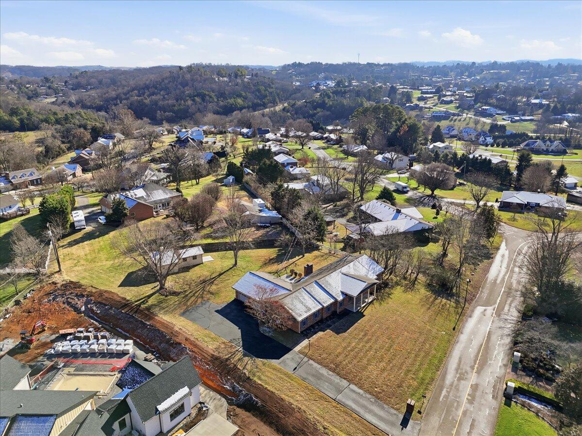 1984 Crockett Ridge Road