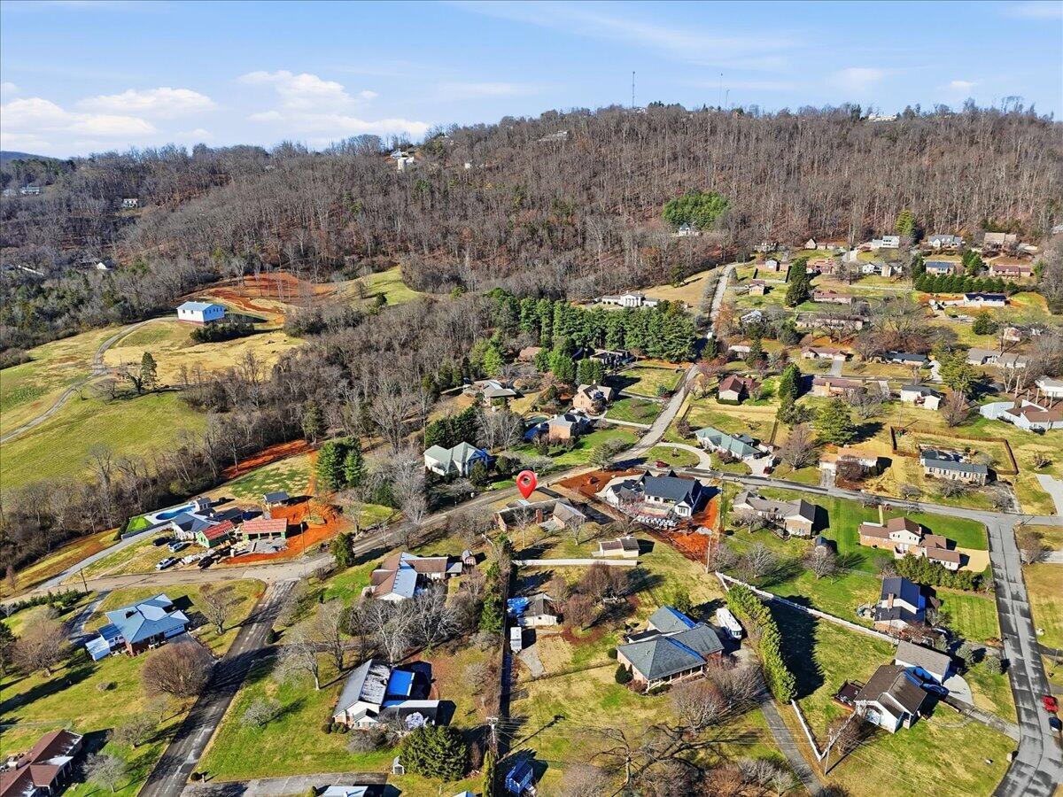 1984 Crockett Ridge Road