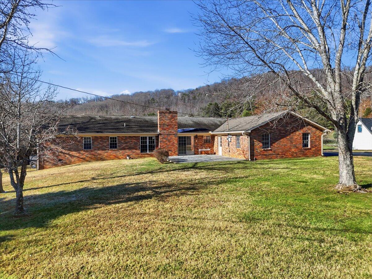 1984 Crockett Ridge Road