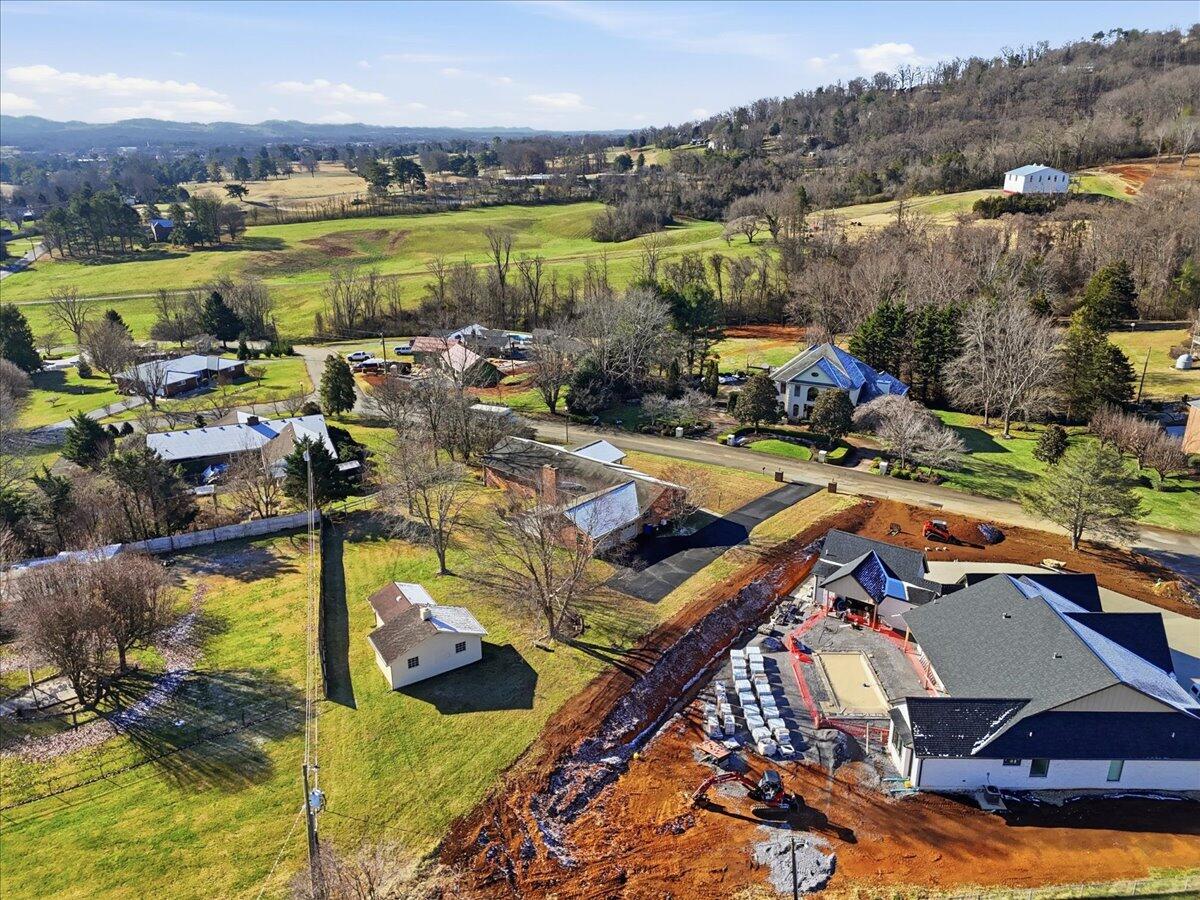1984 Crockett Ridge Road