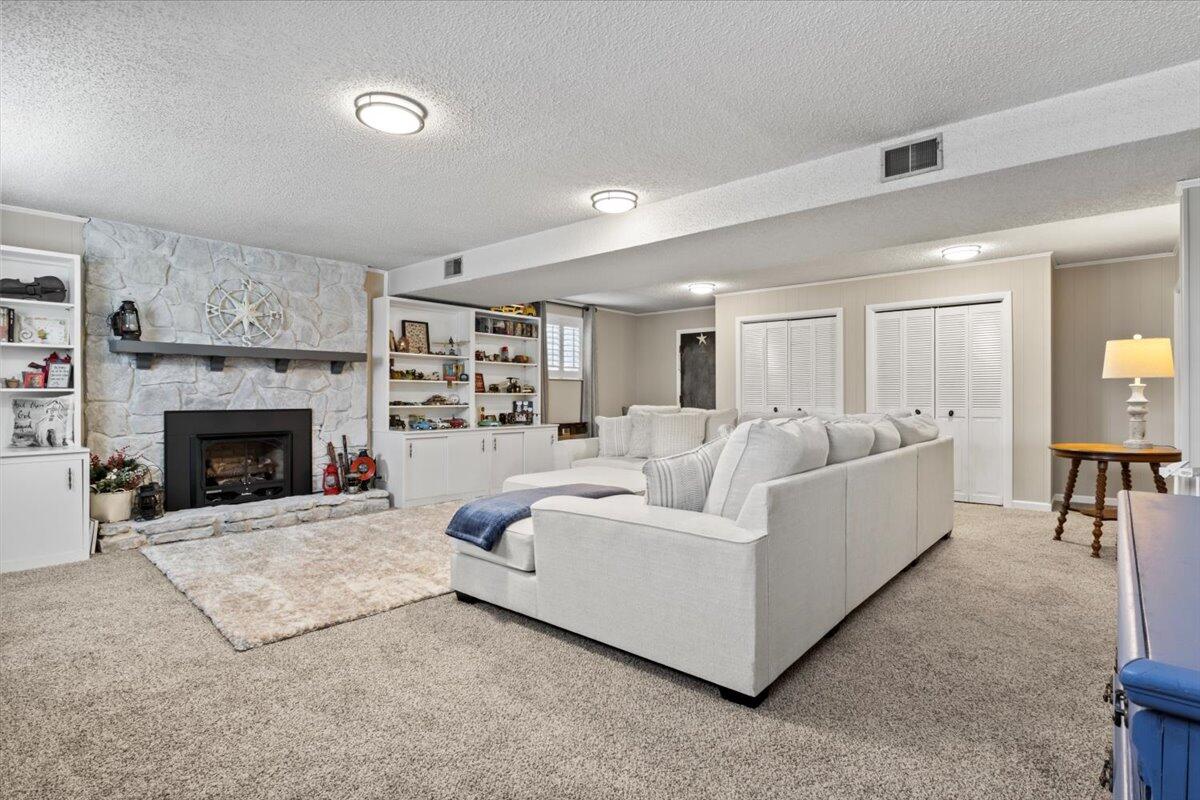 1626 Cardinal Drive