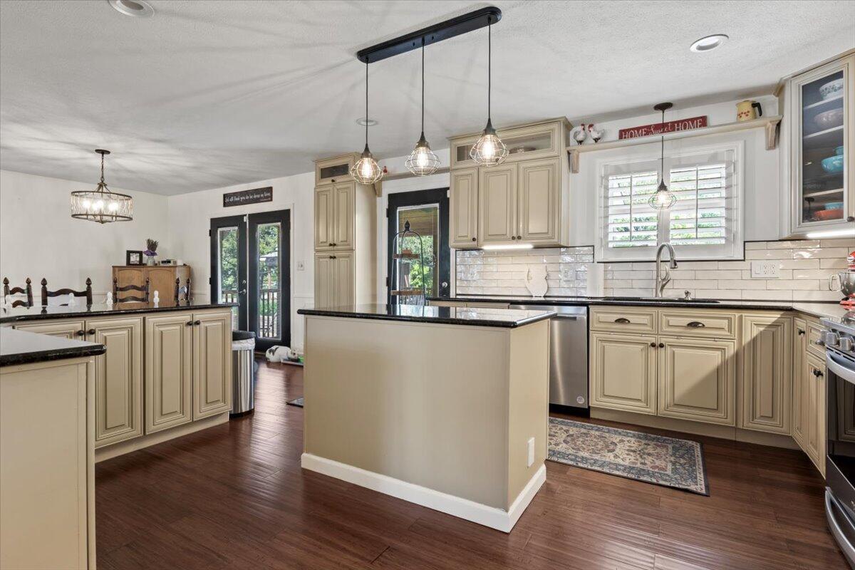 1626 Cardinal Drive