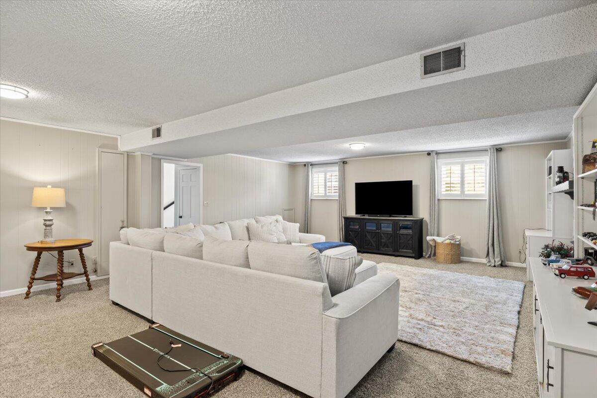 1626 Cardinal Drive