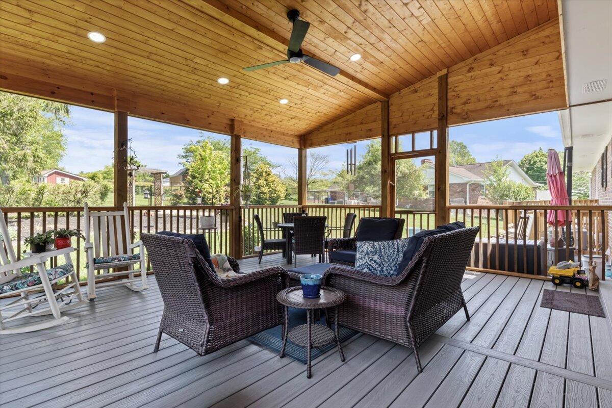1626 Cardinal Drive