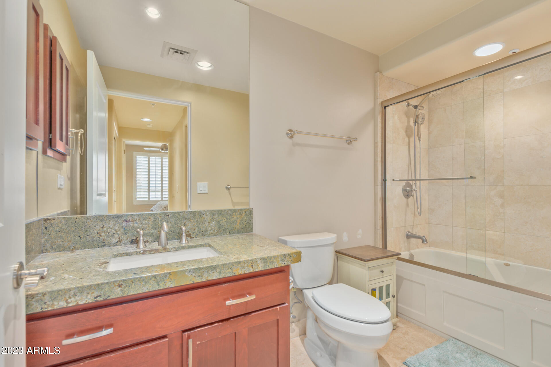 15802 N 71ST Street, 304