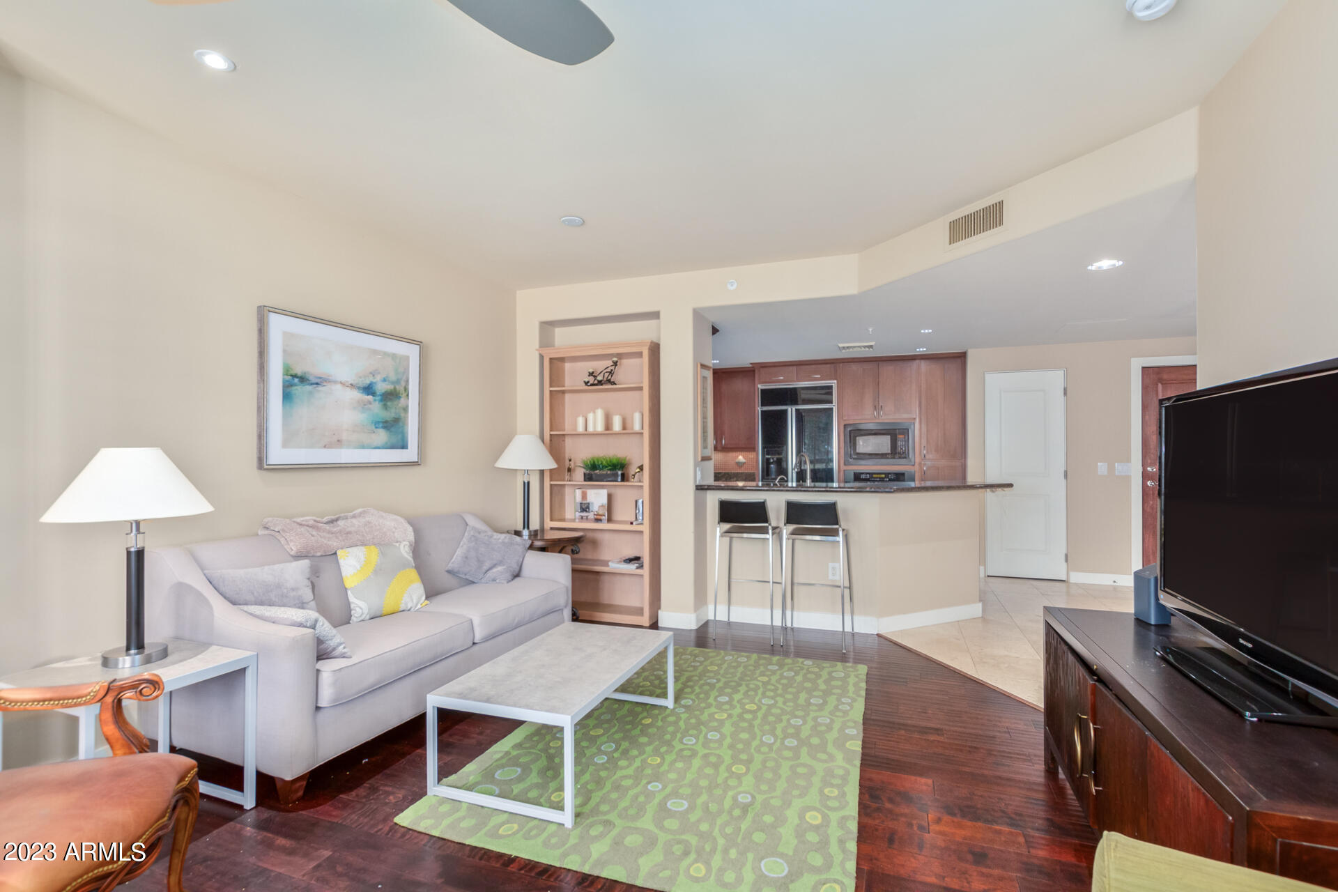 15802 N 71ST Street, 304