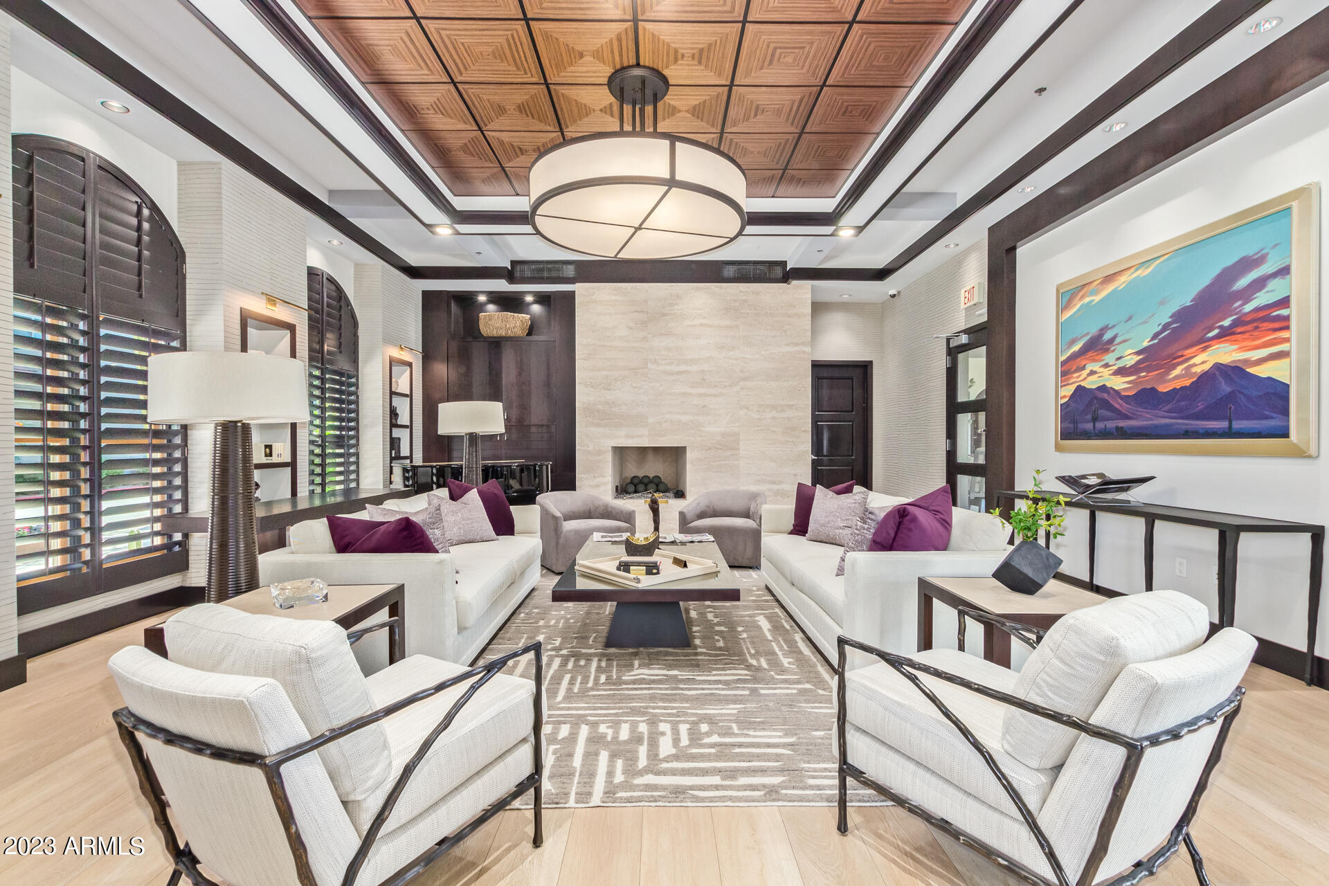 15802 N 71ST Street, 304