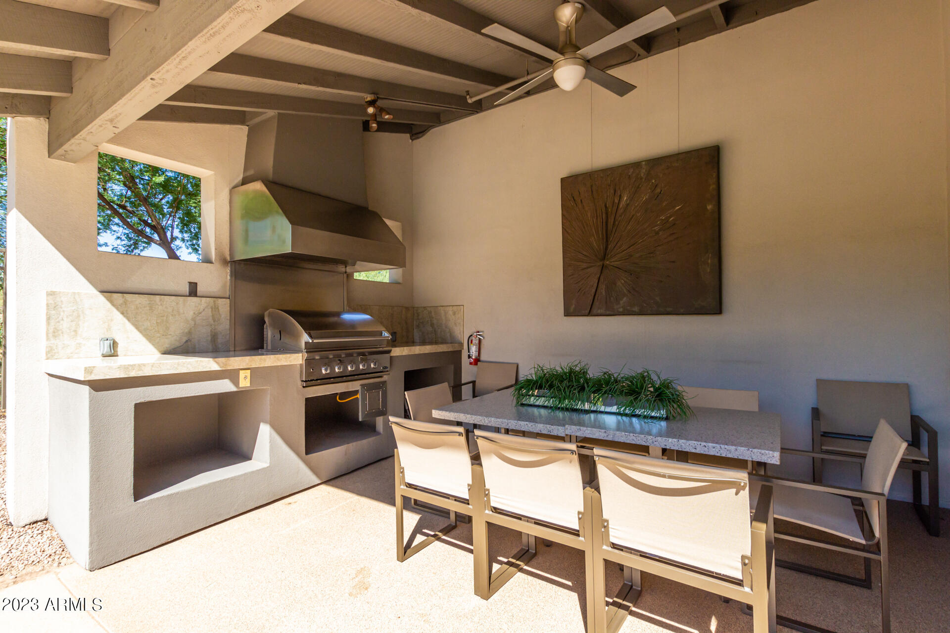 15802 N 71ST Street, 304