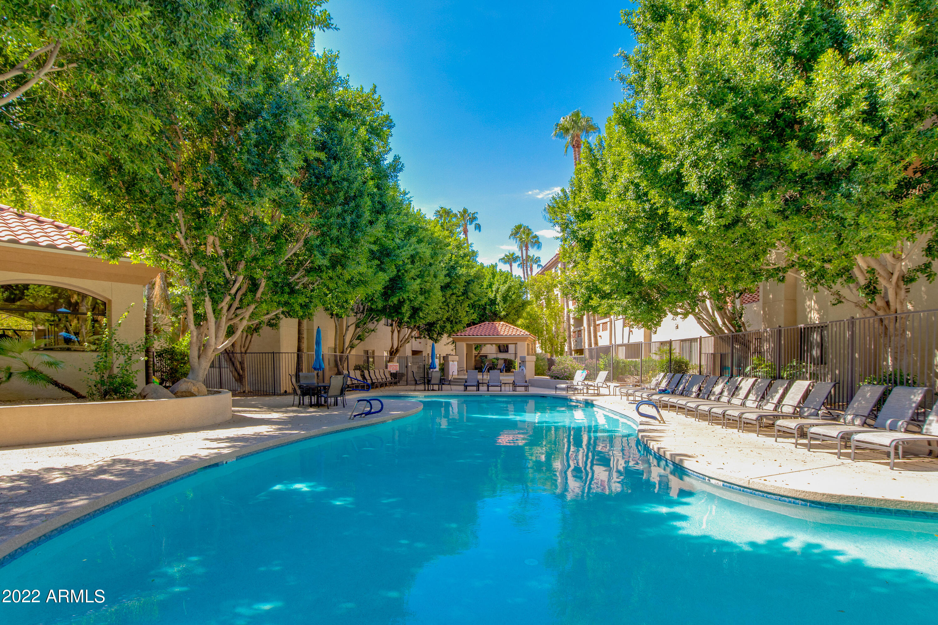 5104 N 32ND Street, 425