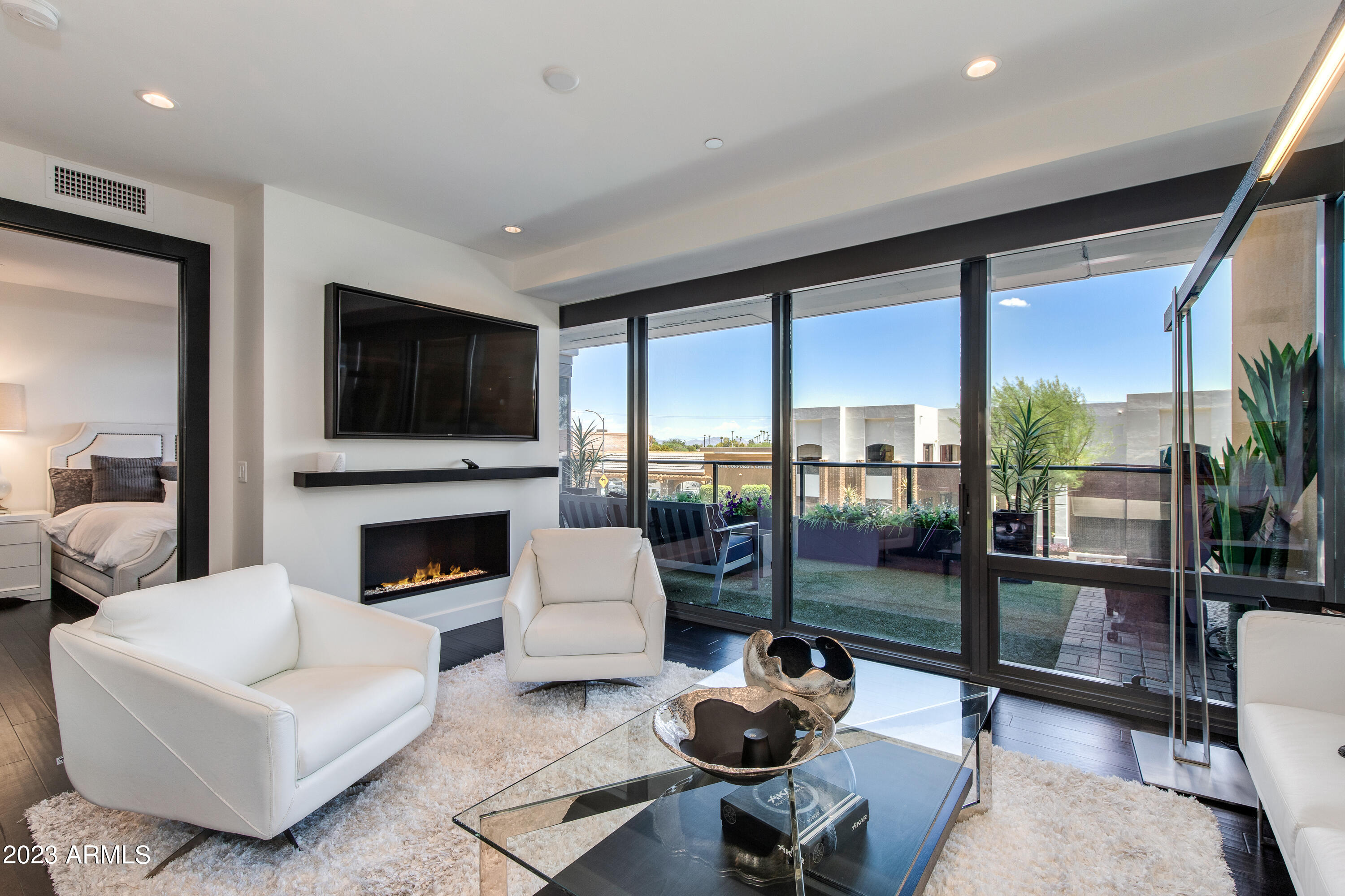 4422 N 75TH Street, 2011