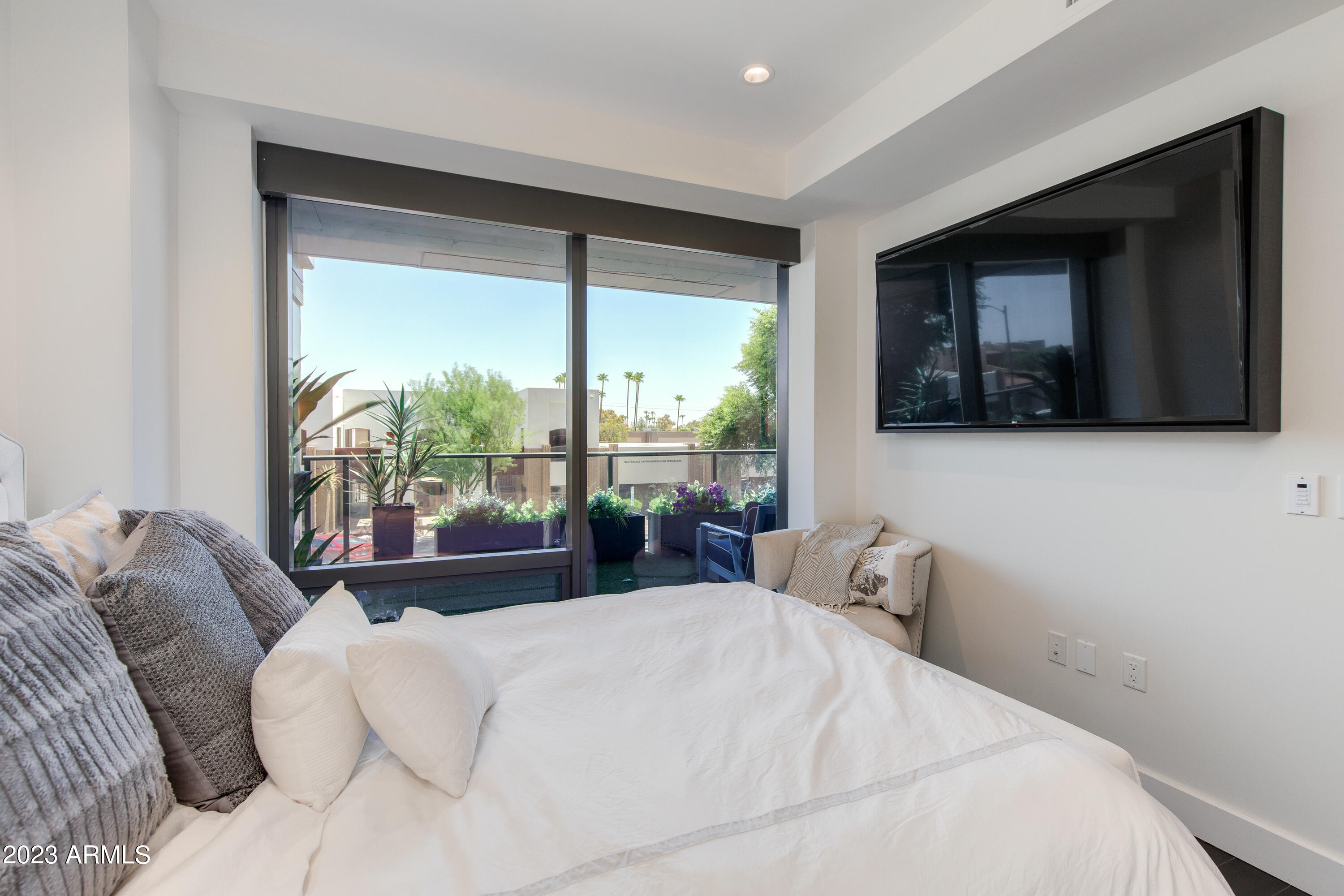 4422 N 75TH Street, 2011