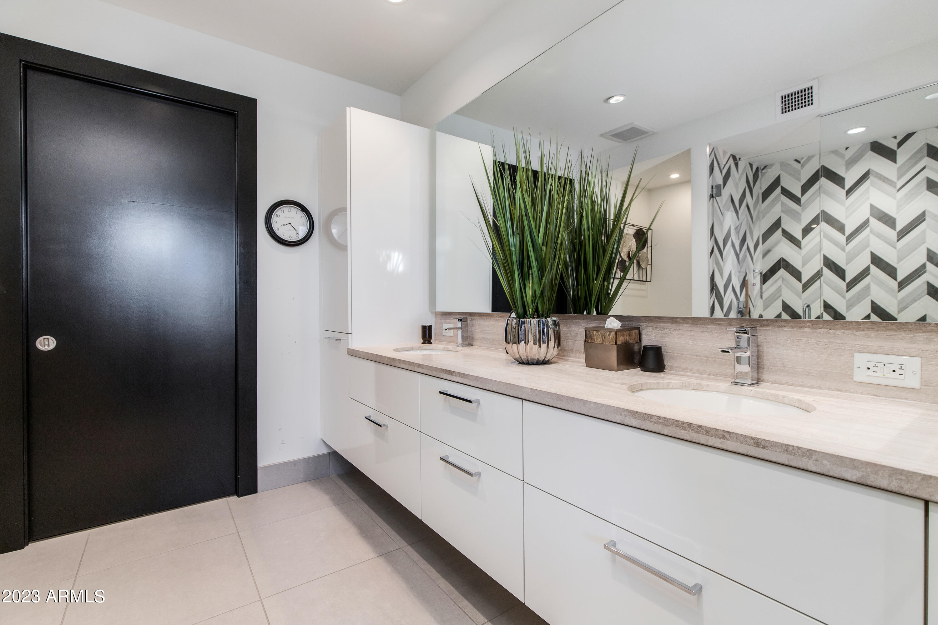 4422 N 75TH Street, 2011