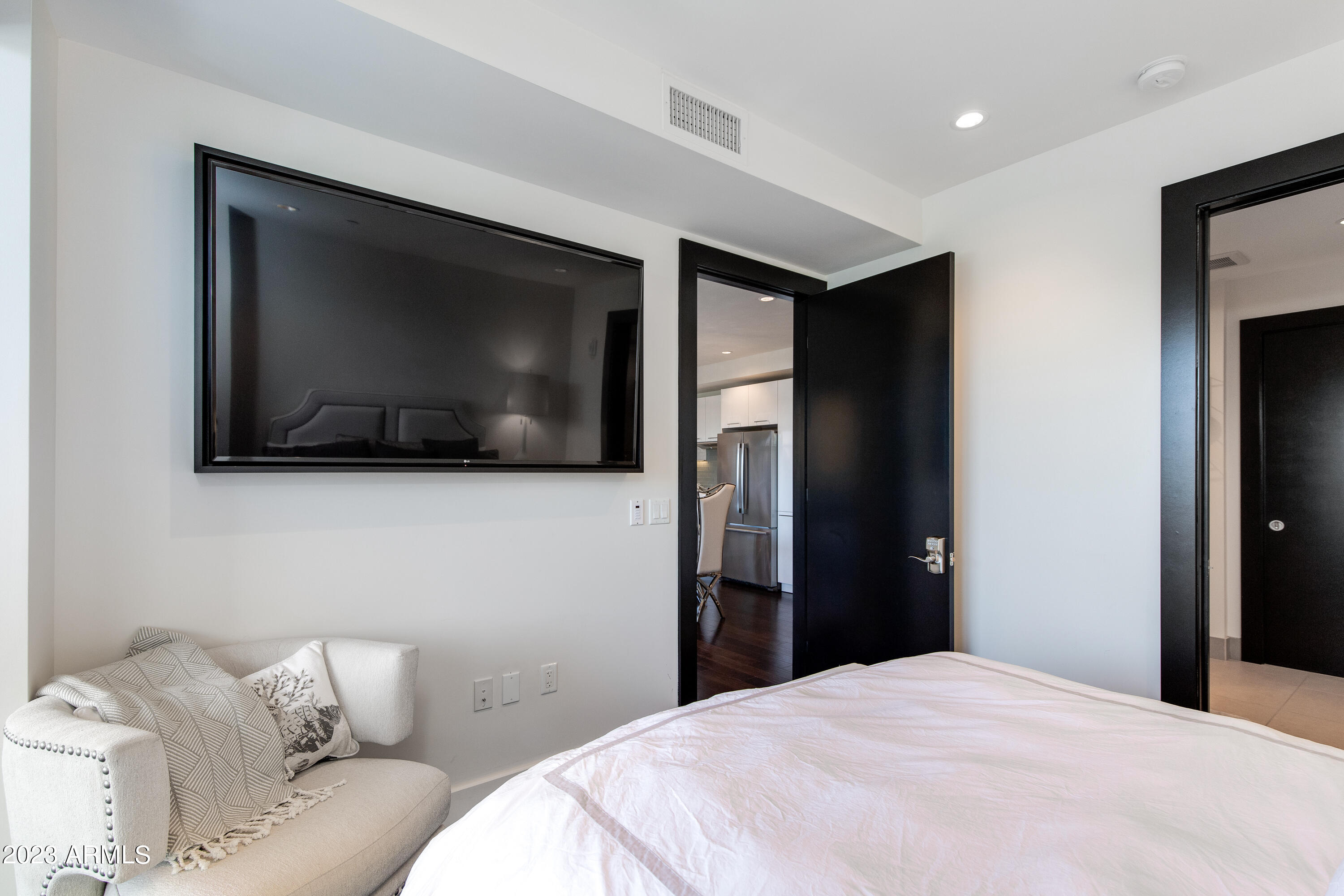 4422 N 75TH Street, 2011