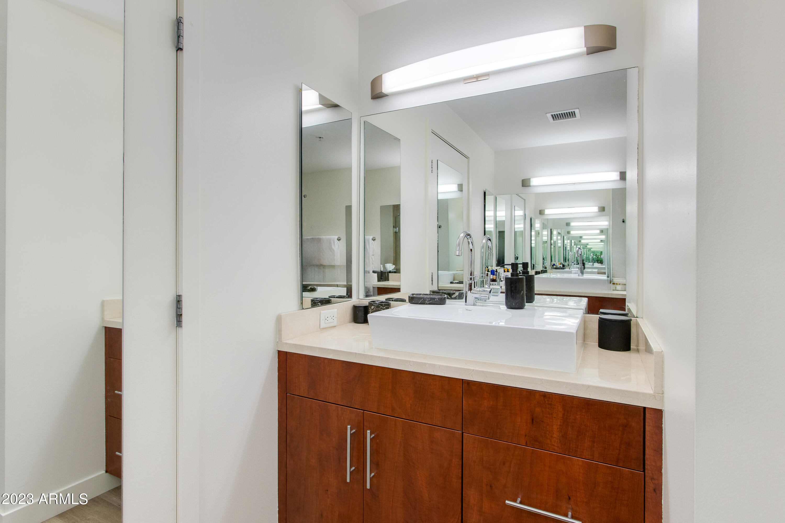 7141 E RANCHO VISTA Drive, 7004