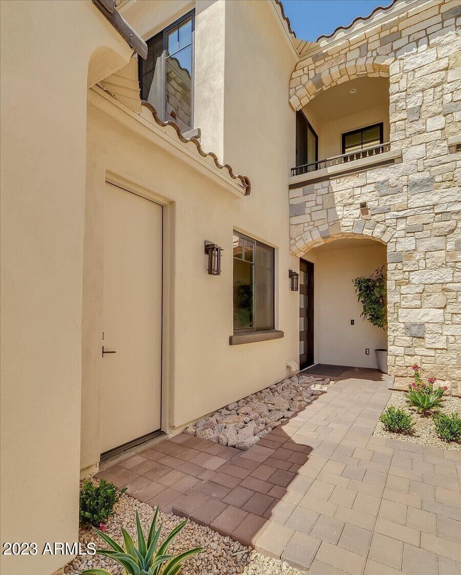 6500 E CAMELBACK Road, 1008