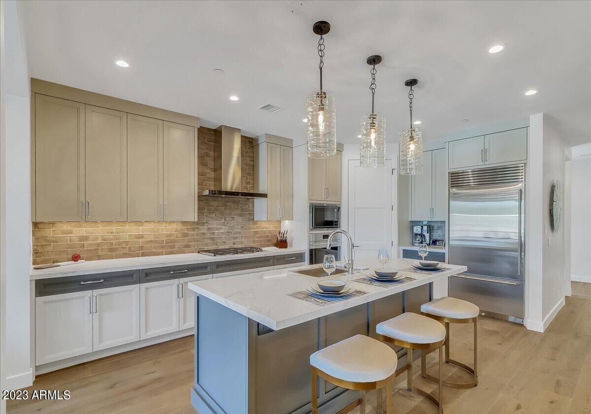 6500 E CAMELBACK Road, 1008