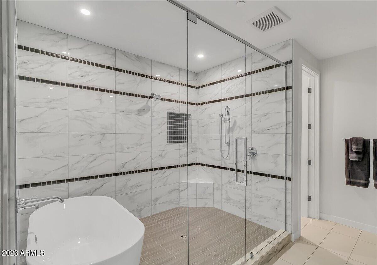 6500 E CAMELBACK Road, 1008