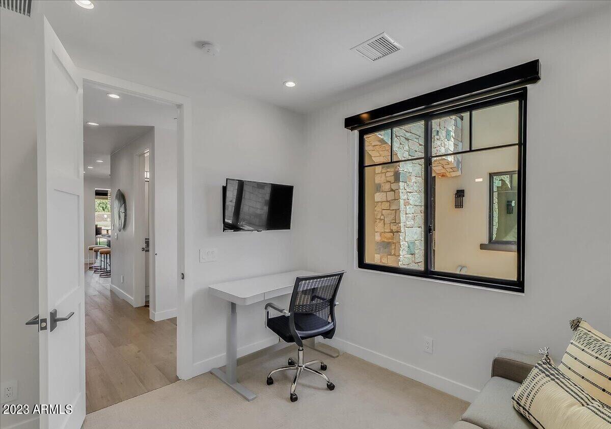 6500 E CAMELBACK Road, 1008