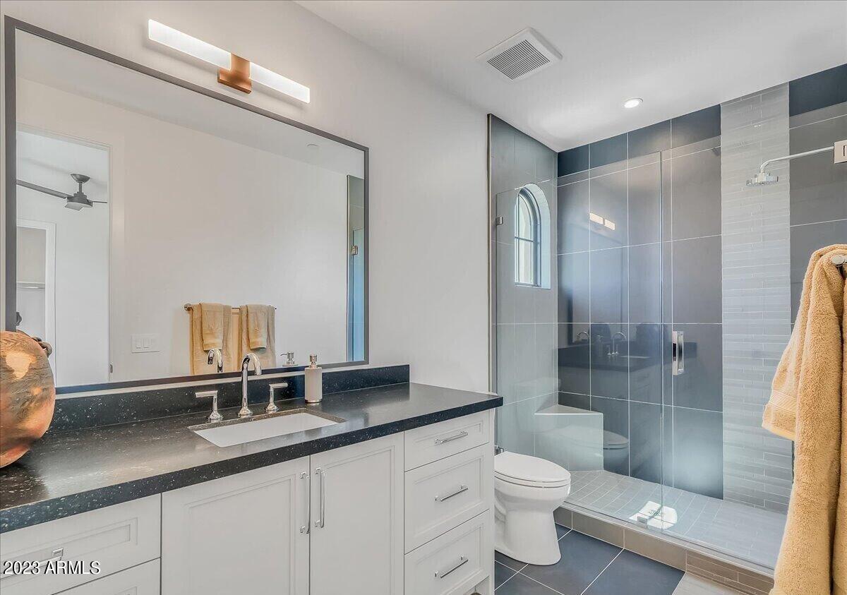 6500 E CAMELBACK Road, 1008