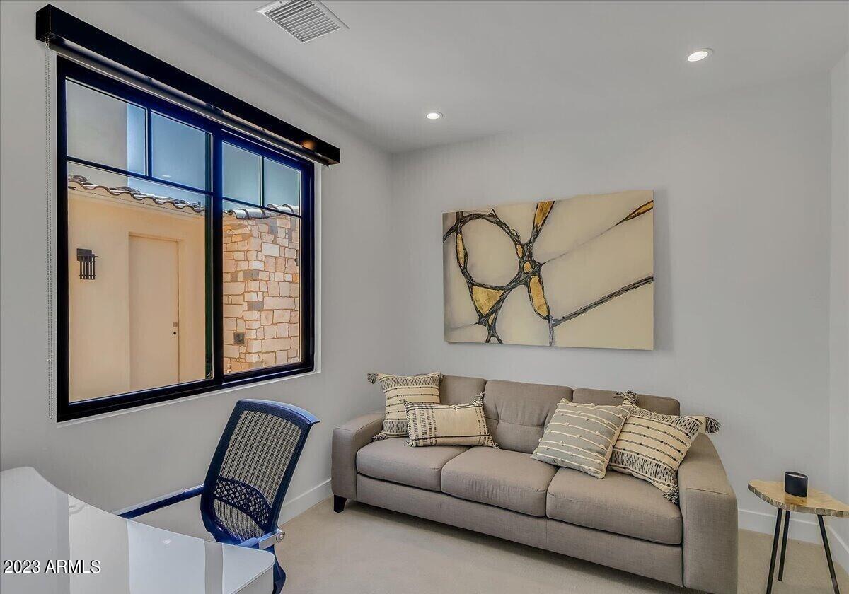 6500 E CAMELBACK Road, 1008