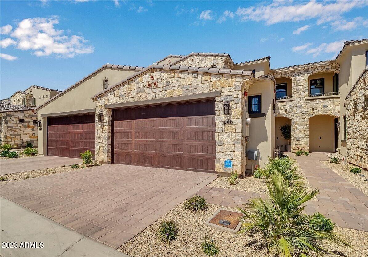 6500 E CAMELBACK Road, 1008