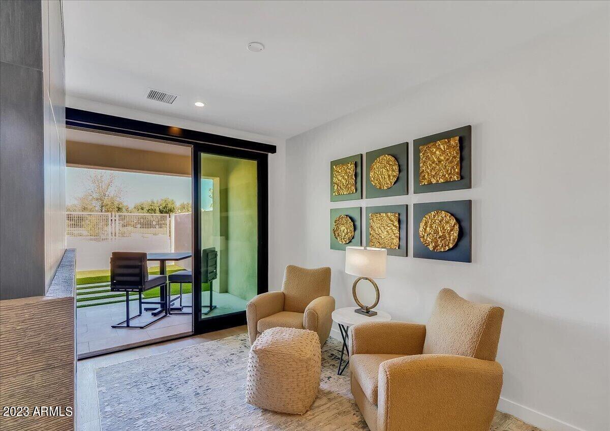 6500 E CAMELBACK Road, 1008