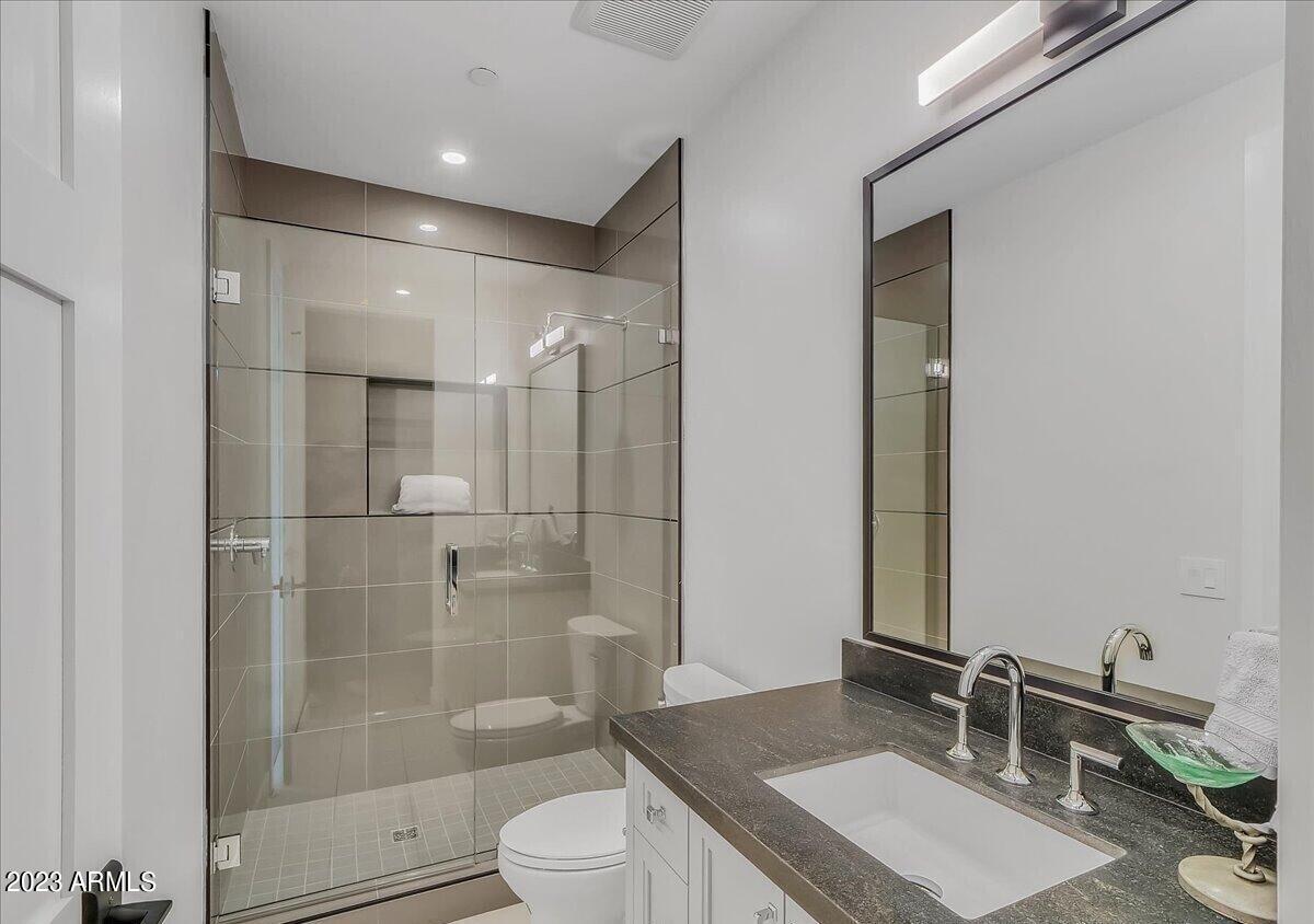 6500 E CAMELBACK Road, 1008