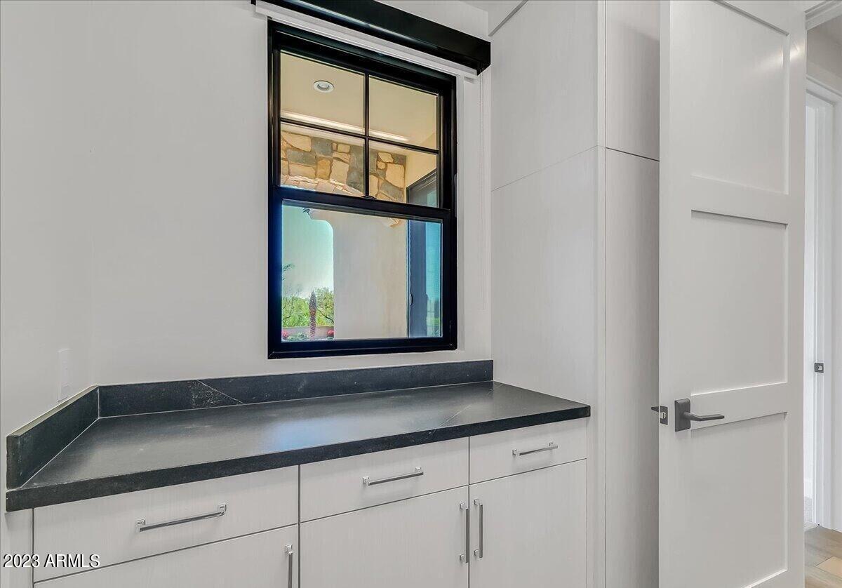 6500 E CAMELBACK Road, 1008