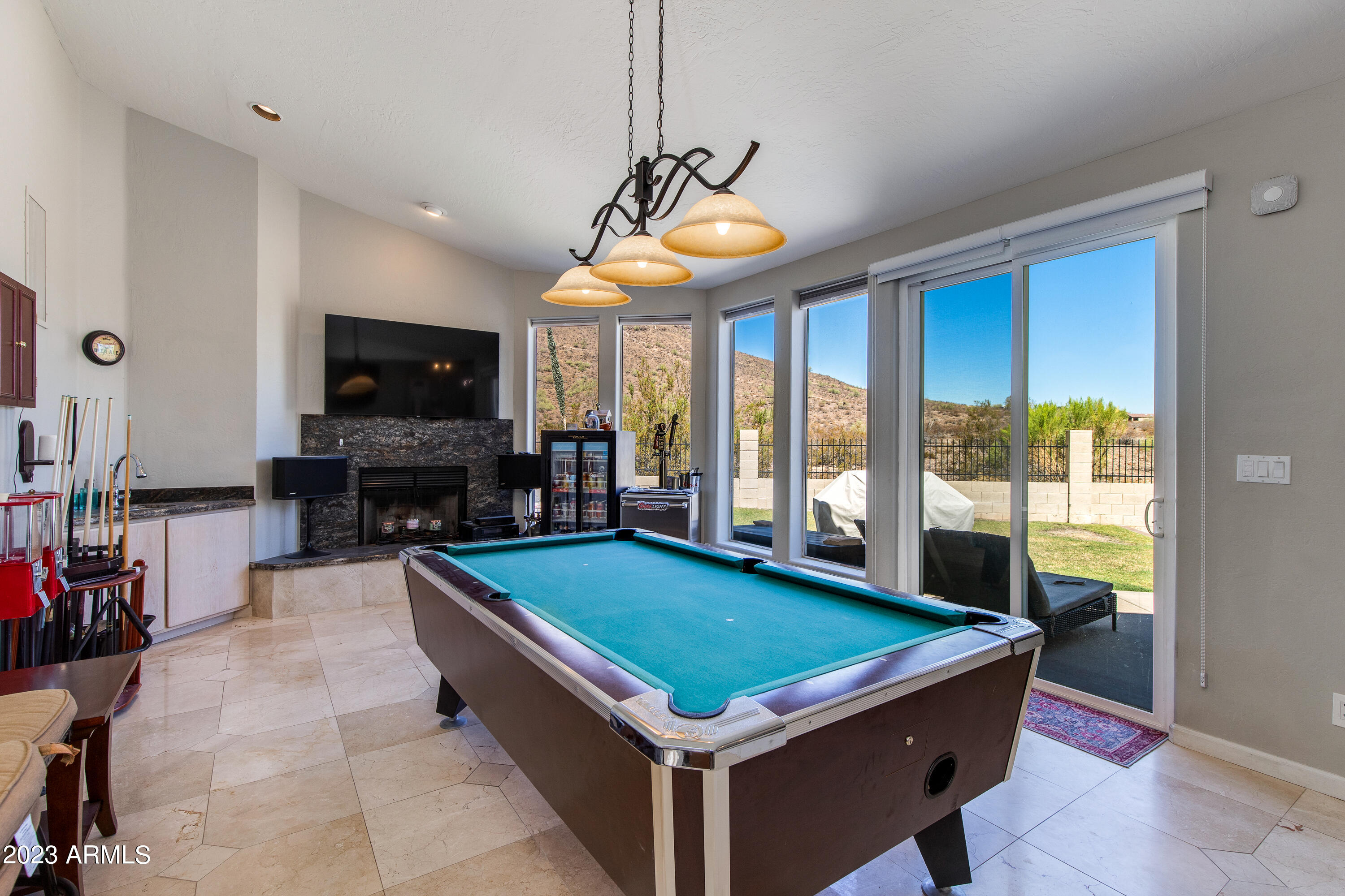 1706 E Gelding Drive