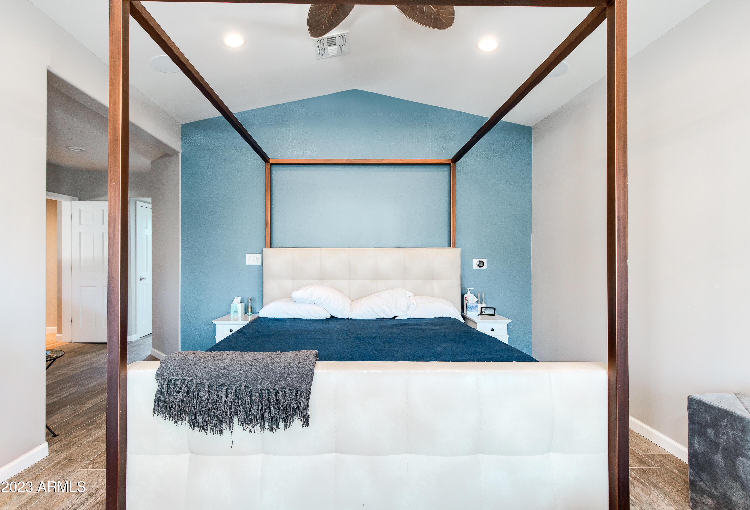 1706 E Gelding Drive