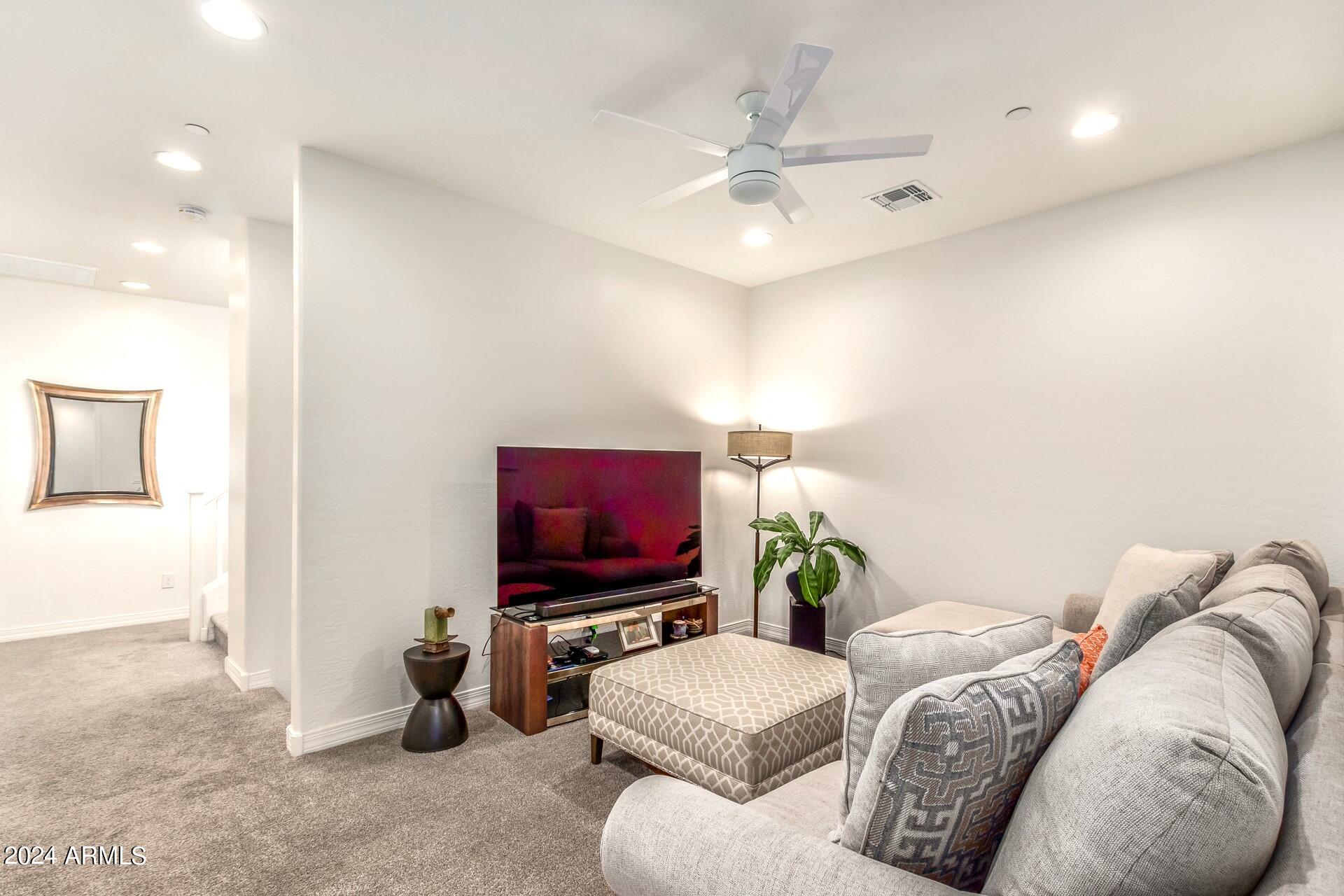 7480 E PARAISO Drive