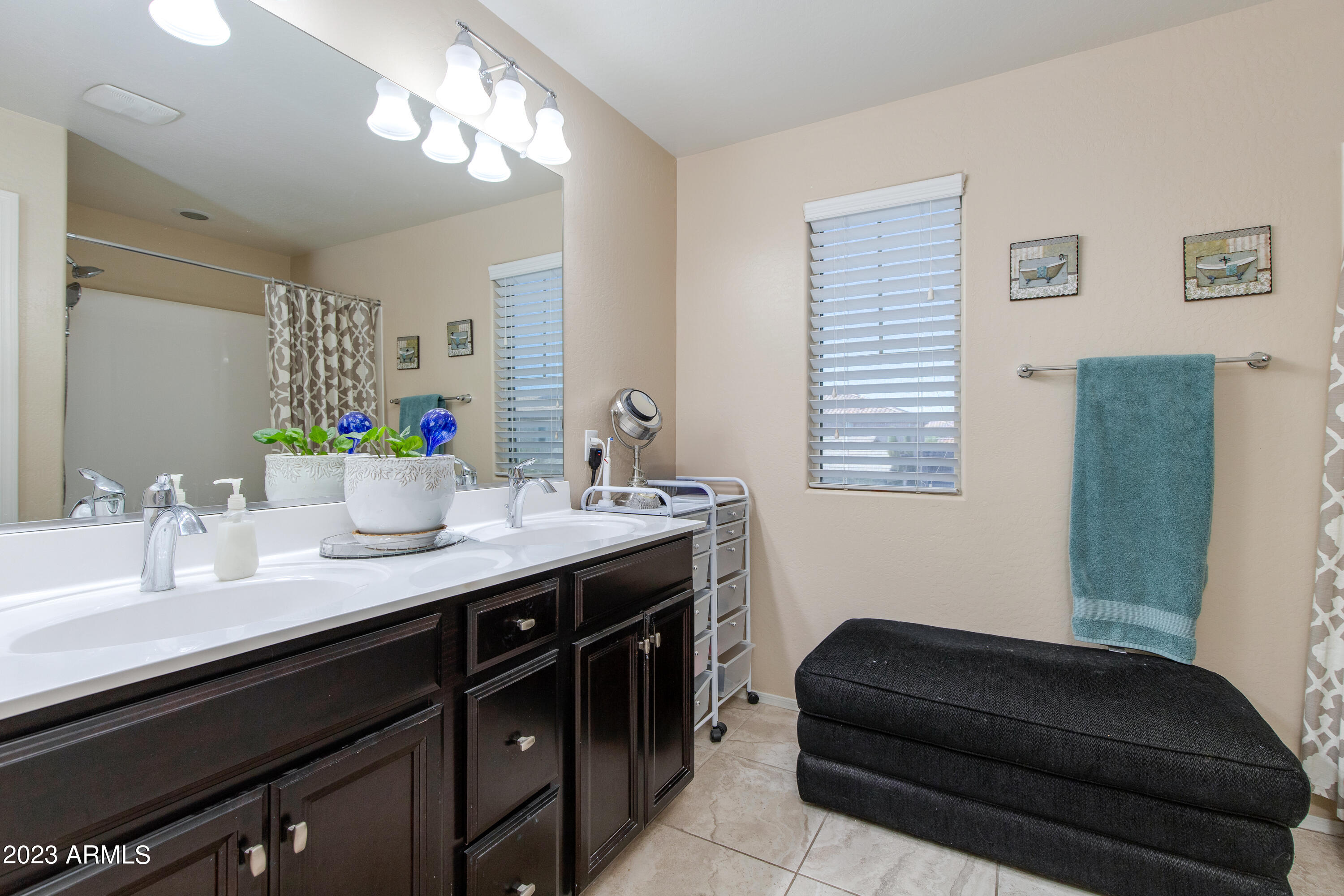 1447 N BALBOA Street