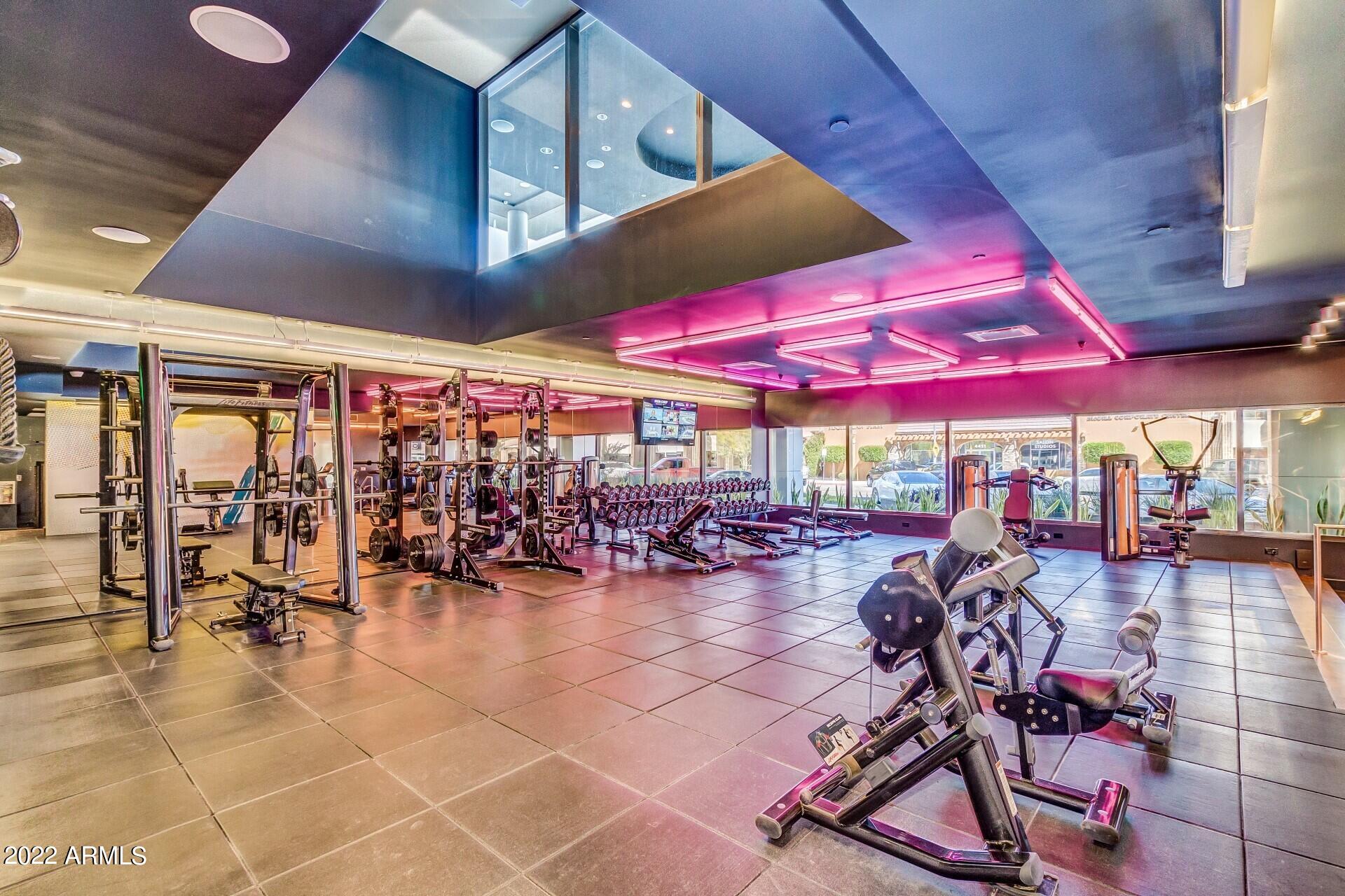 4422 N 75TH Street, 4002