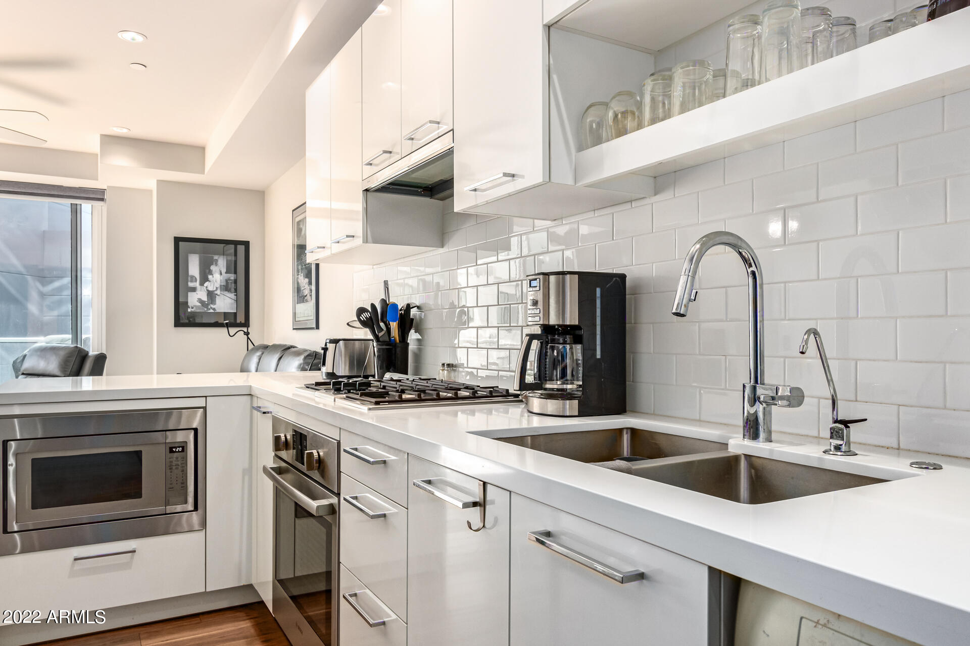 4422 N 75TH Street, 4002