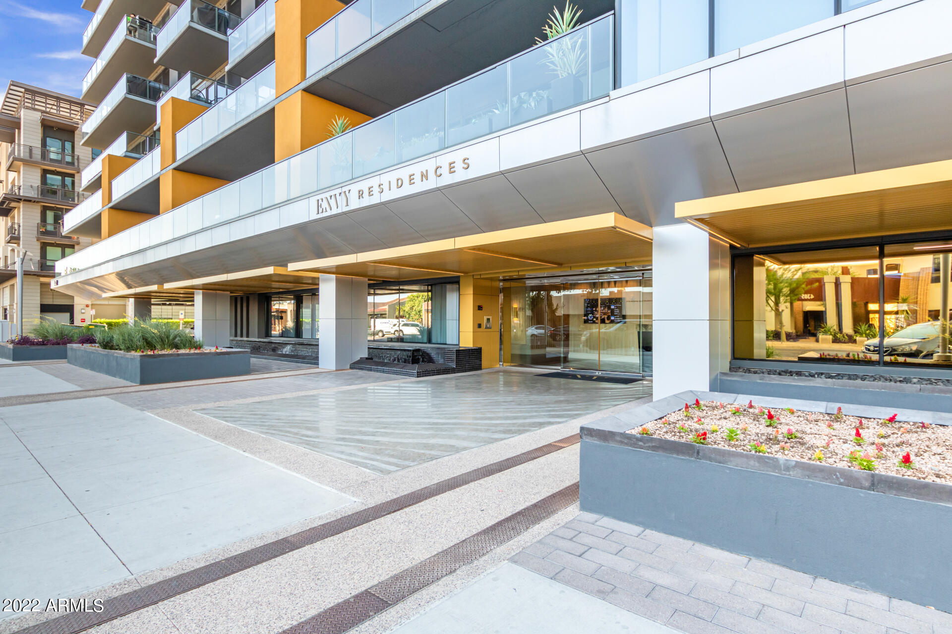 4422 N 75TH Street, 4002