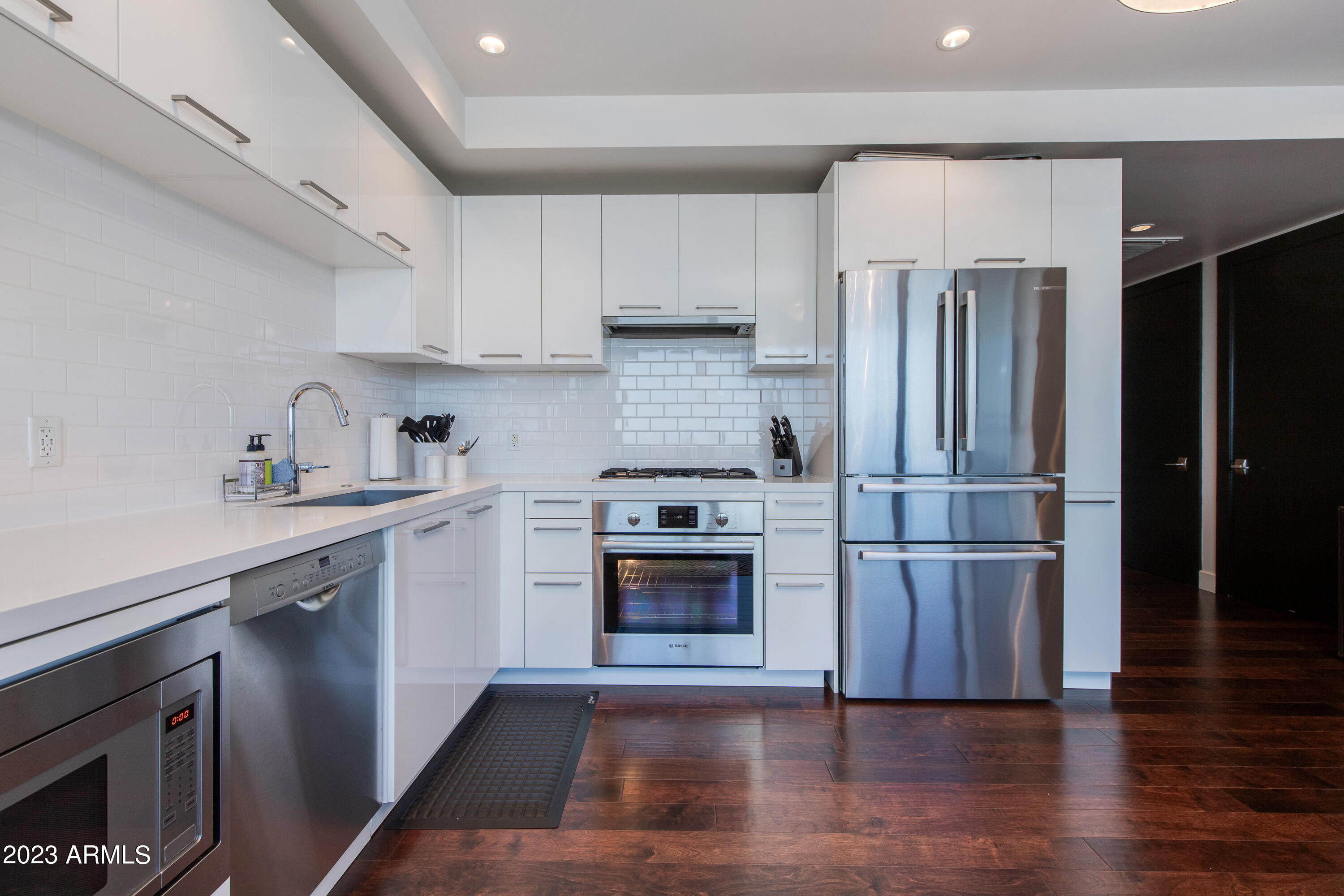 4422 N 75TH Street, 7011