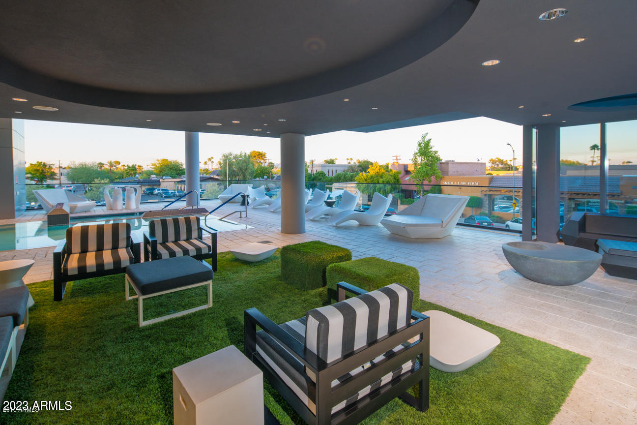 4422 N 75TH Street, 7011