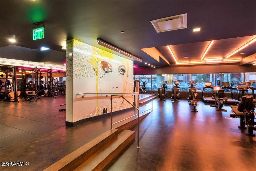 4422 N 75TH Street, 3005