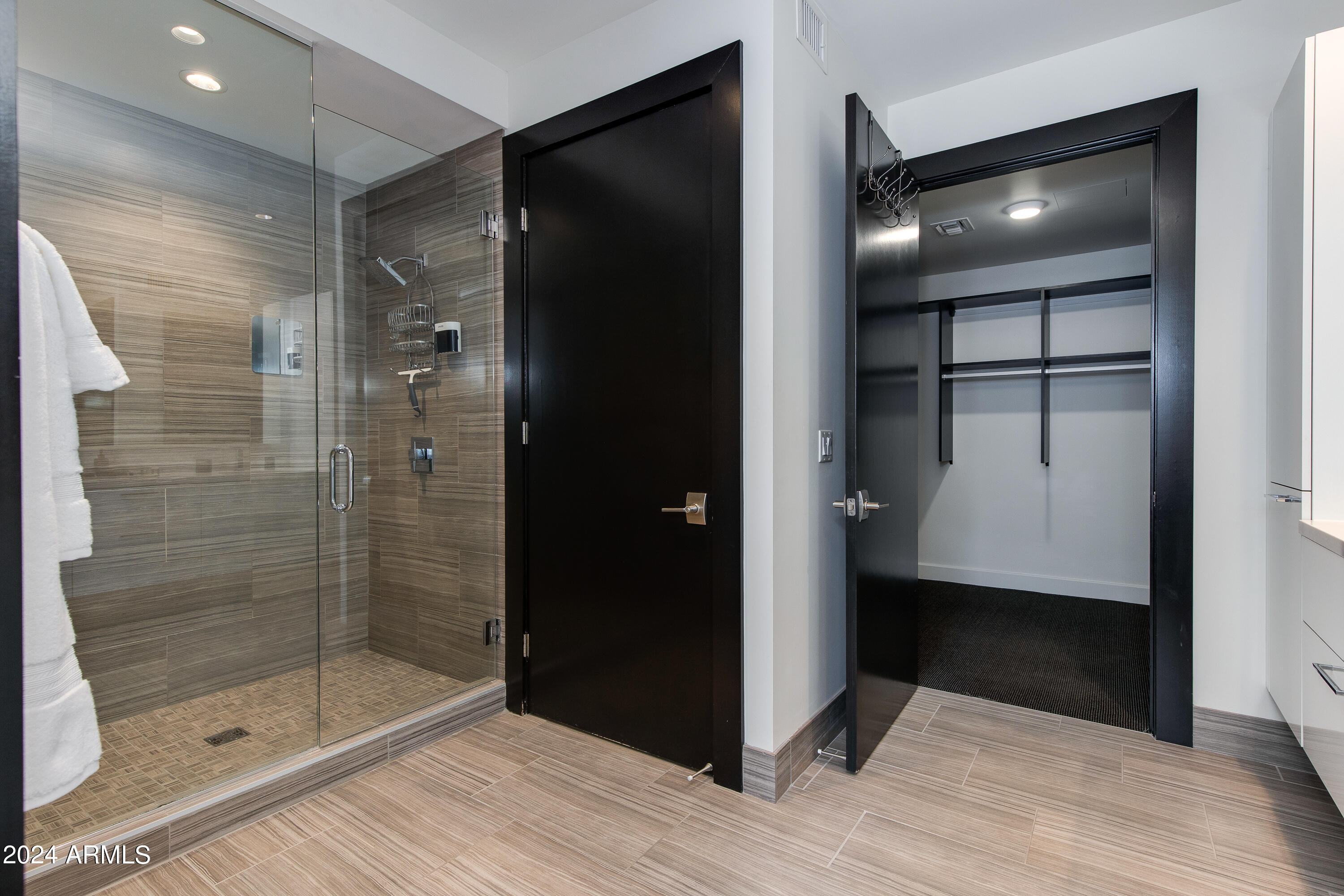 4422 N 75TH Street, 3005