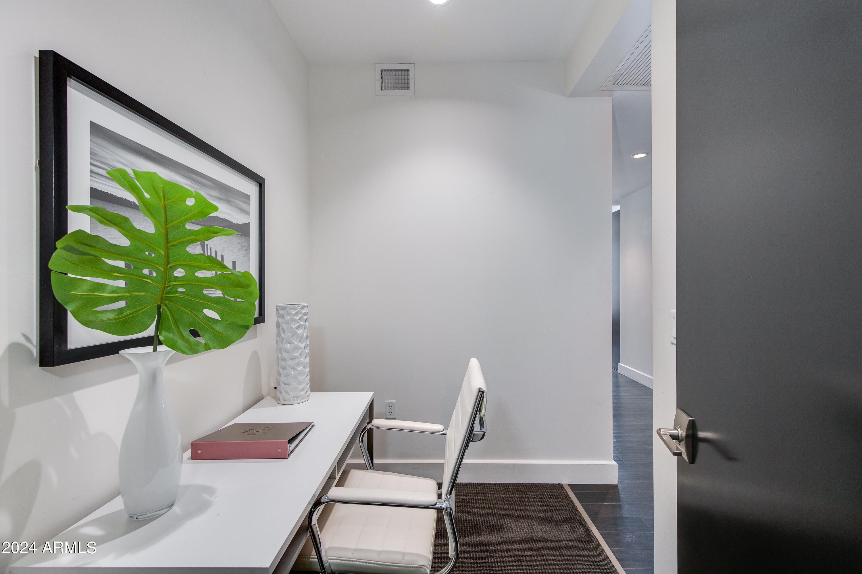 4422 N 75TH Street, 3005