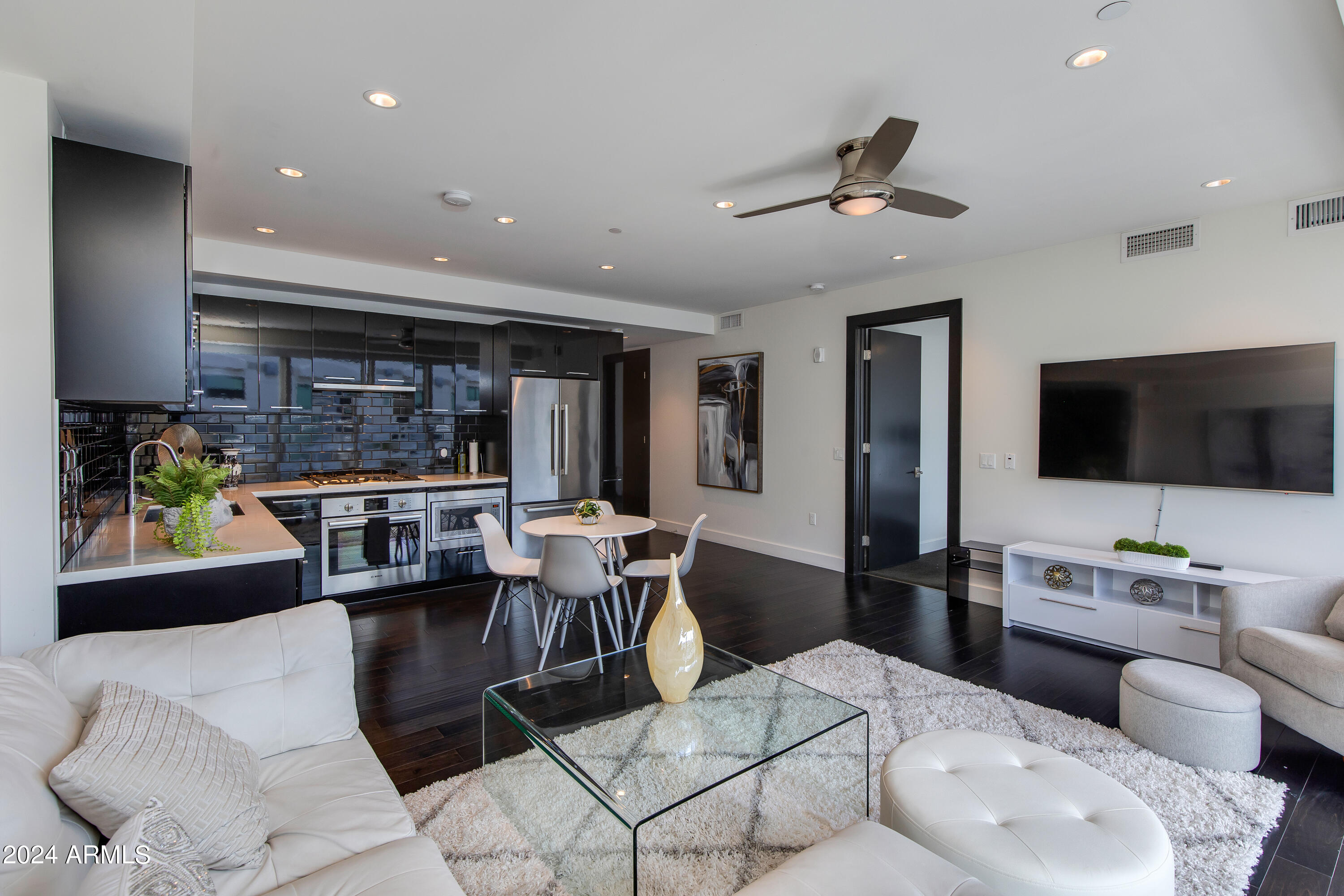 4422 N 75TH Street, 3005